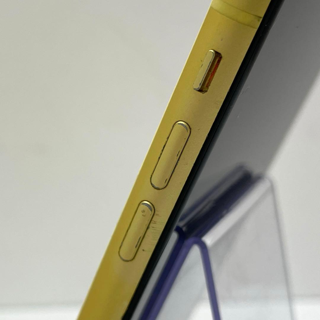 Apple iPhone11 128GB イエロー au 背面割れジャンク品