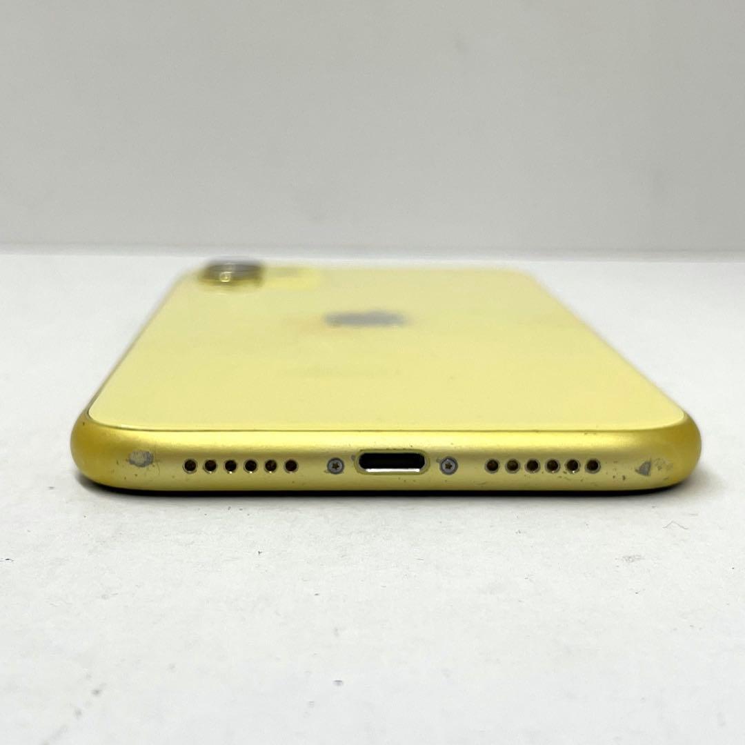 Apple iPhone11 128GB イエロー au 背面割れジャンク品