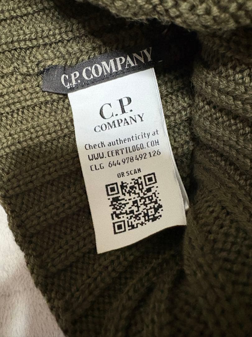 c.p.company シーピーカンパニー ニット帽　ビーニー　casuals
