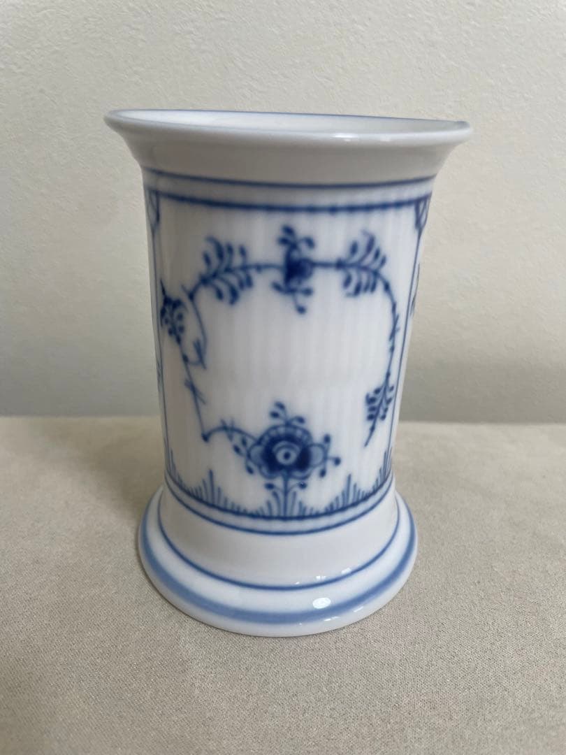 送料込希少　ロイヤルコペンハーゲン　ブルーフルーテッド美品ペン立て　花瓶小物入れ