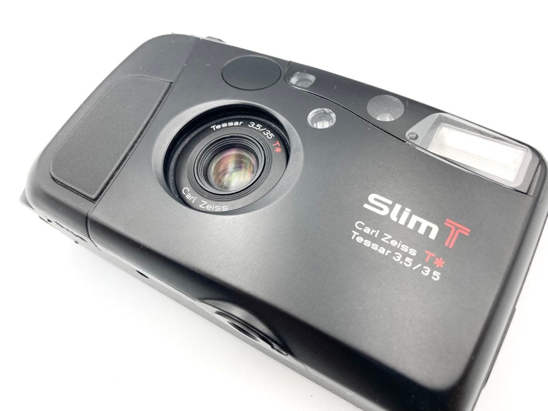 【動作品】KYOCERA SLIM-T　コンパクトカメラ　動作確認済み　C36