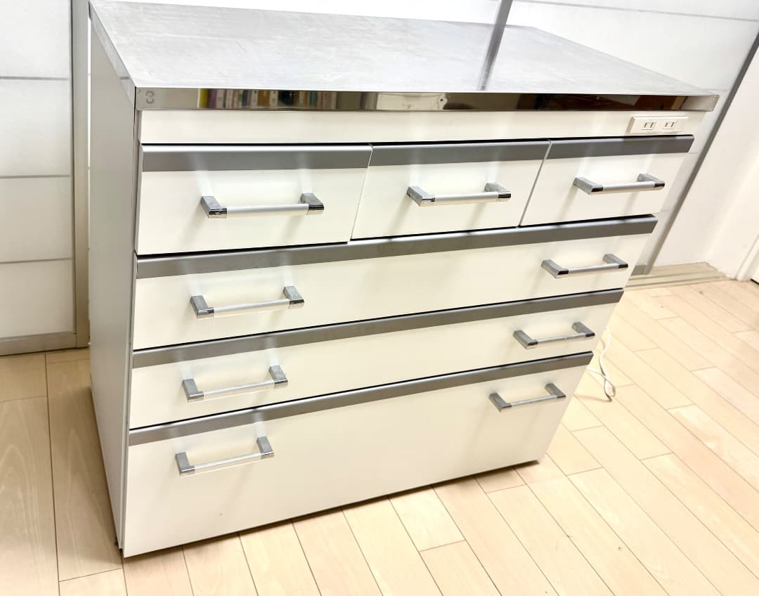 送料込 キッチンキャビネット90 引出6 ステンレス天板 キャスター電源付 国産