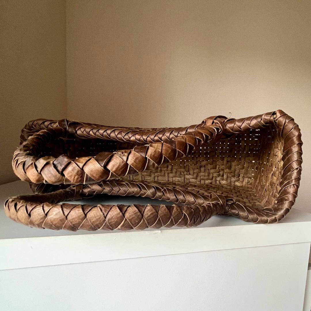 胡桃皮くるみ手編みかごバッグ 未使用 天然素材 日本製