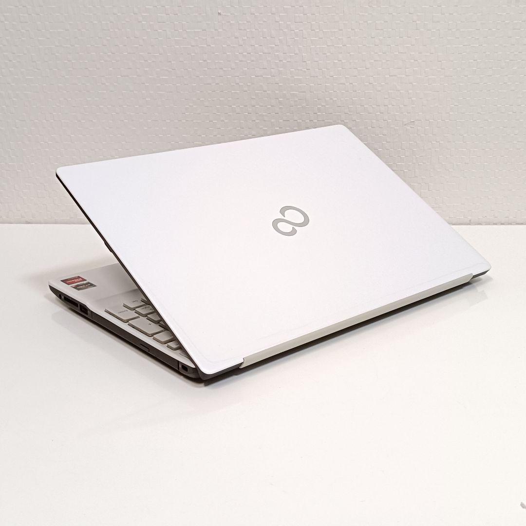 2021年12月製 Windows11 富士通 Ryzen3 5300U SSD