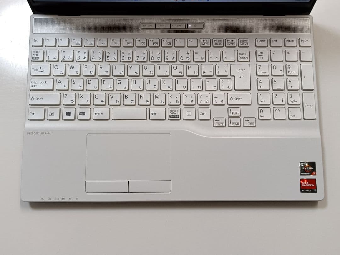 2021年12月製 Windows11 富士通 Ryzen3 5300U SSD