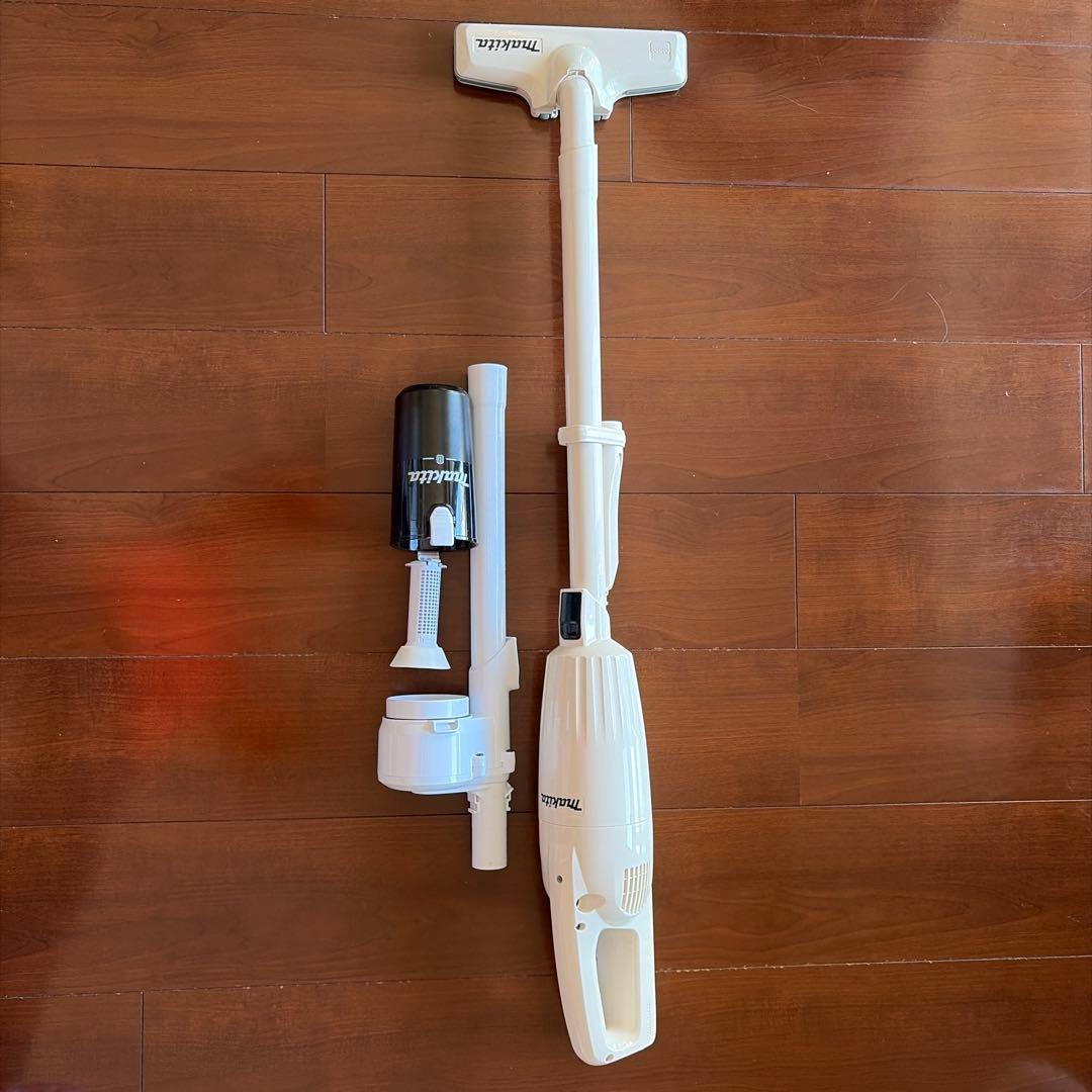 マキタ充電式クリーナバッテリ内蔵式サイクロンセット