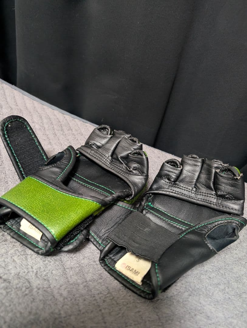 RIZIN グリーン オープンフィンガーグローブ　Sサイズ