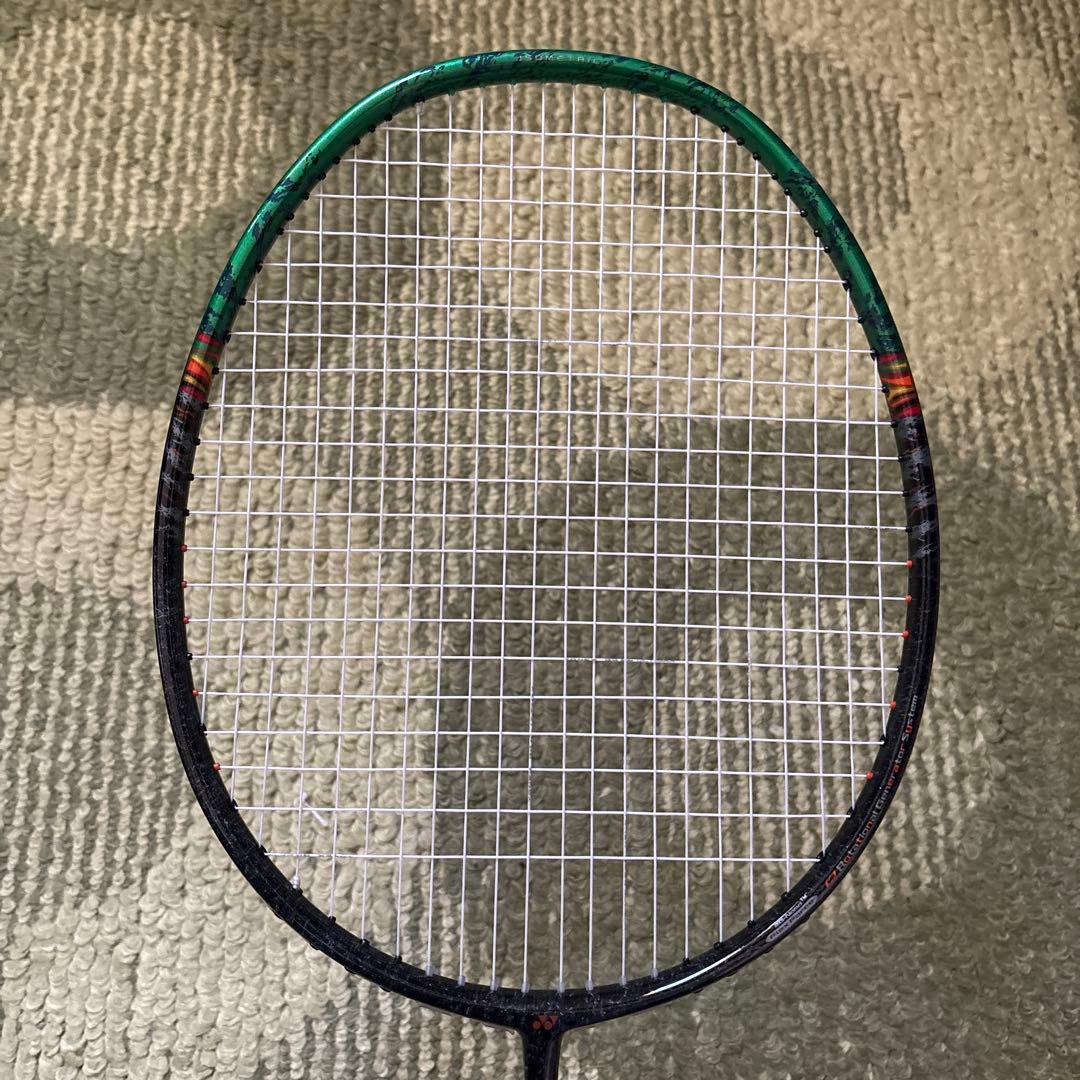 YONEX アストロクス99 TOUR バドミントンラケット　3ug5