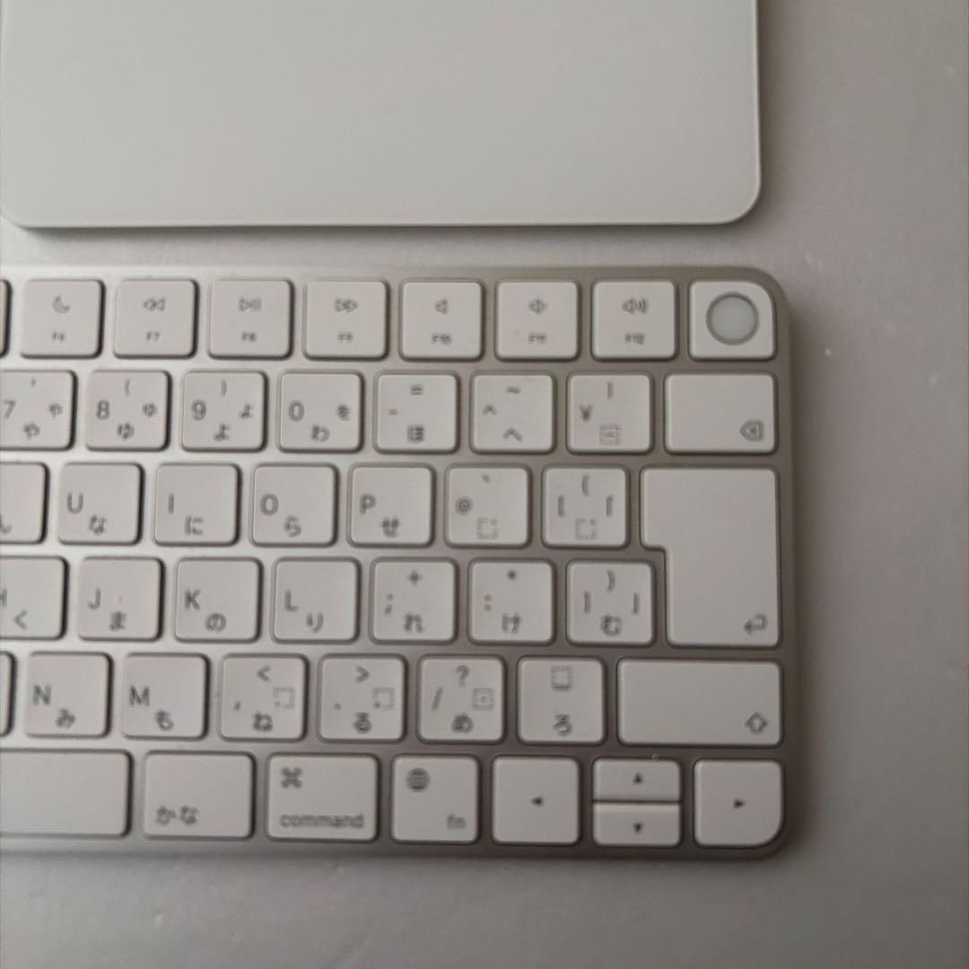 美品Touch ID Magic Keyboard & track pad
