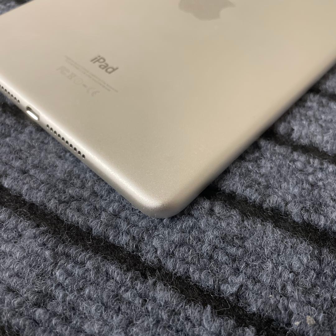 29【早い者勝ち】 iPad mini4 4世代 128GB シルバー