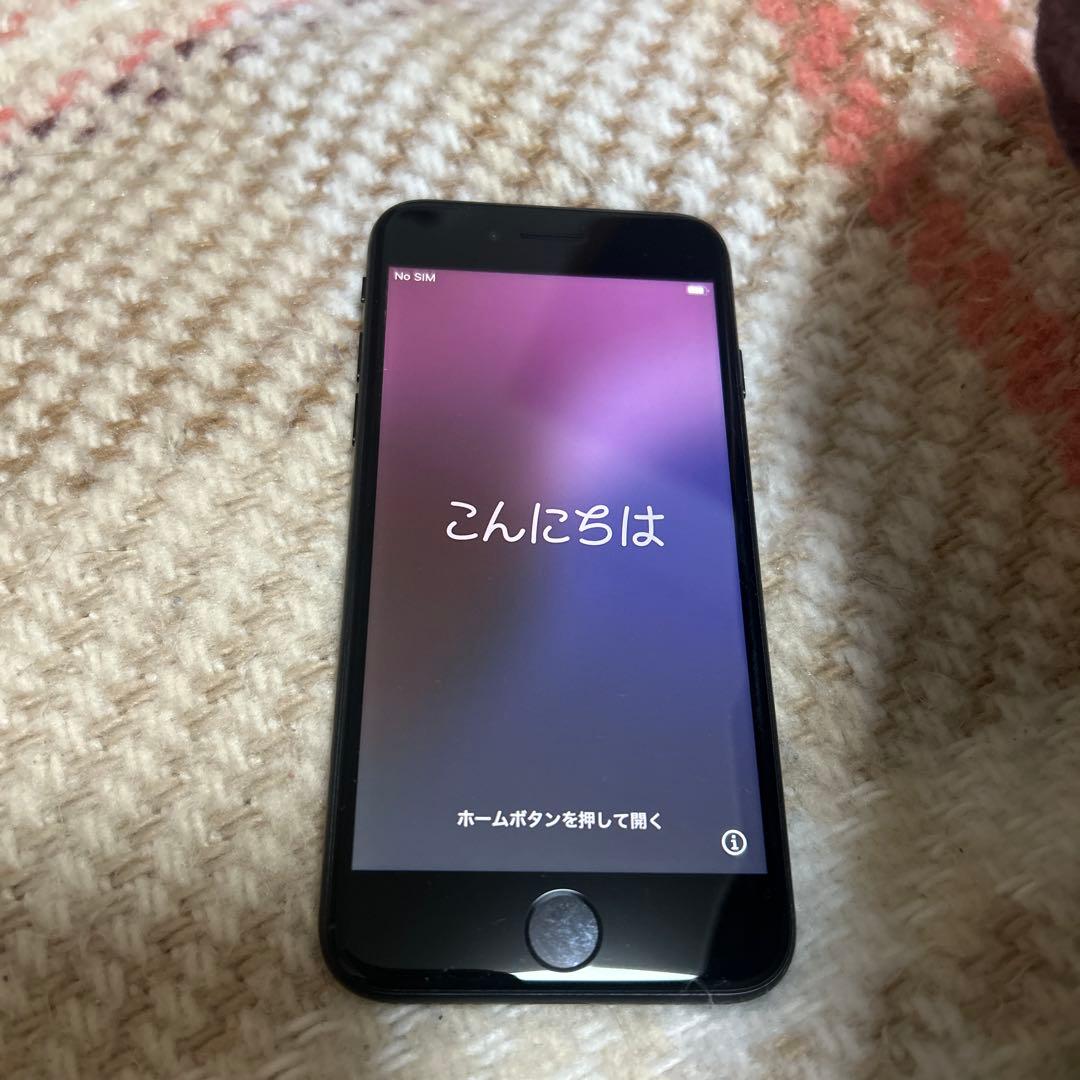 Apple iPhone SE 64GB ブラック