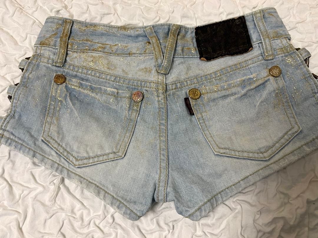 d.i.a. ダメージ加工ライトブルーショートパンツ サイズ24