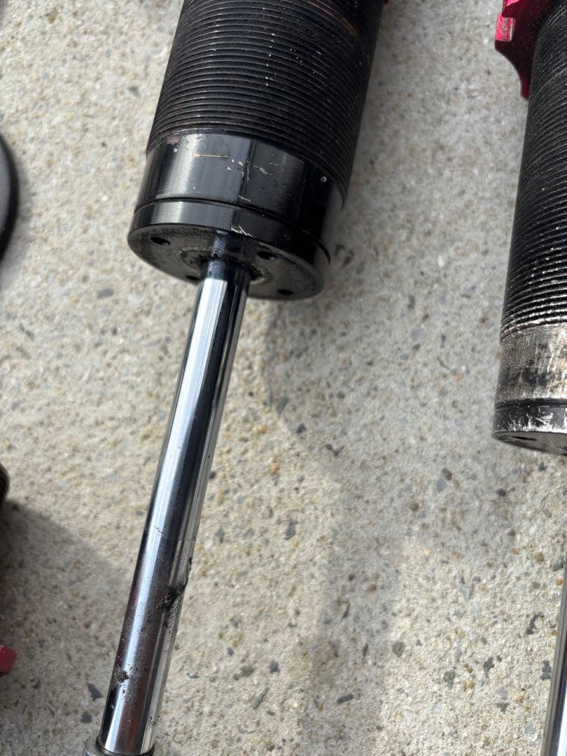 zvw50 プリウス　車高調