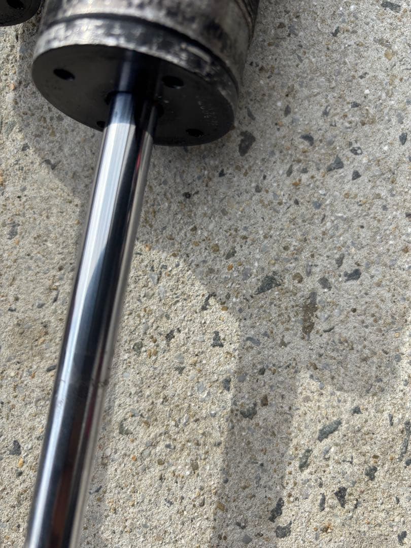 zvw50 プリウス　車高調