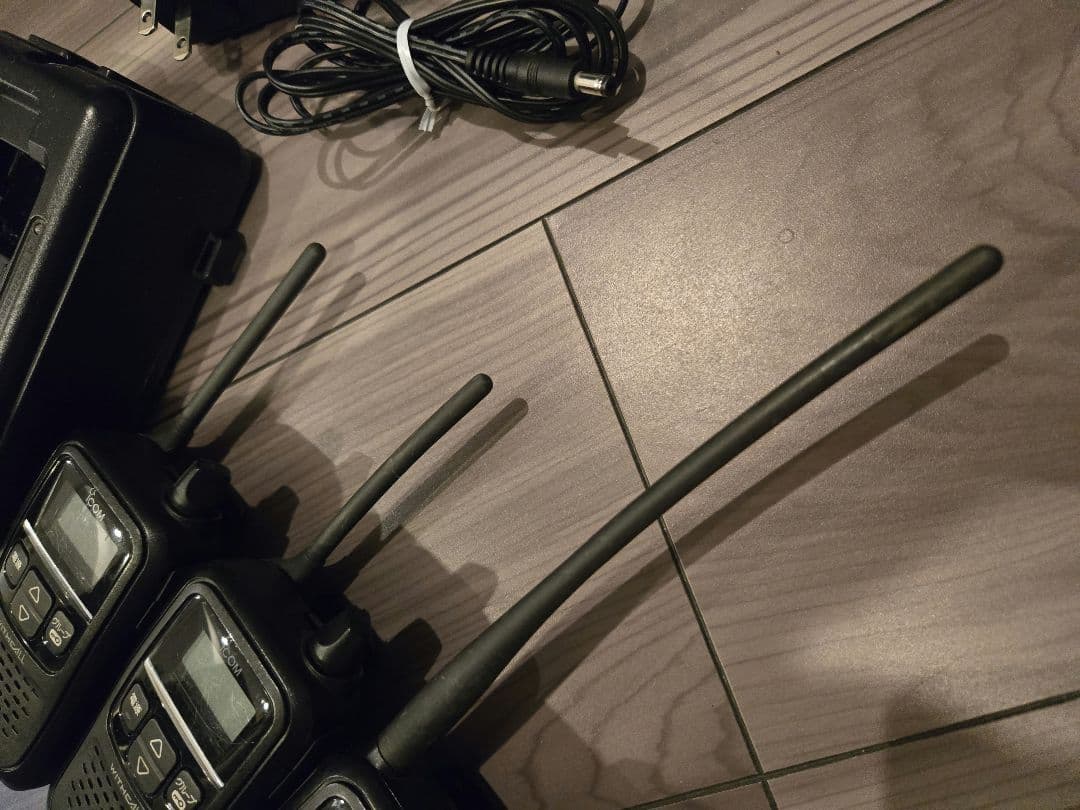 【iCOM】特定小電力トランシーバーWITHCALL IC-41103台+充電器