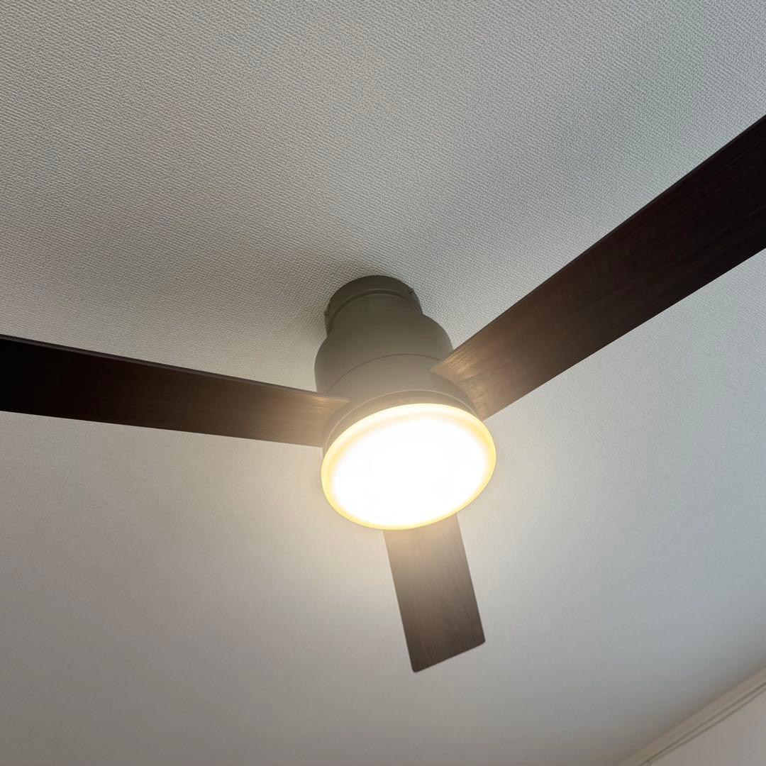 【新品未使用】LED調光シーリングファン Bazoo お値下げ中！