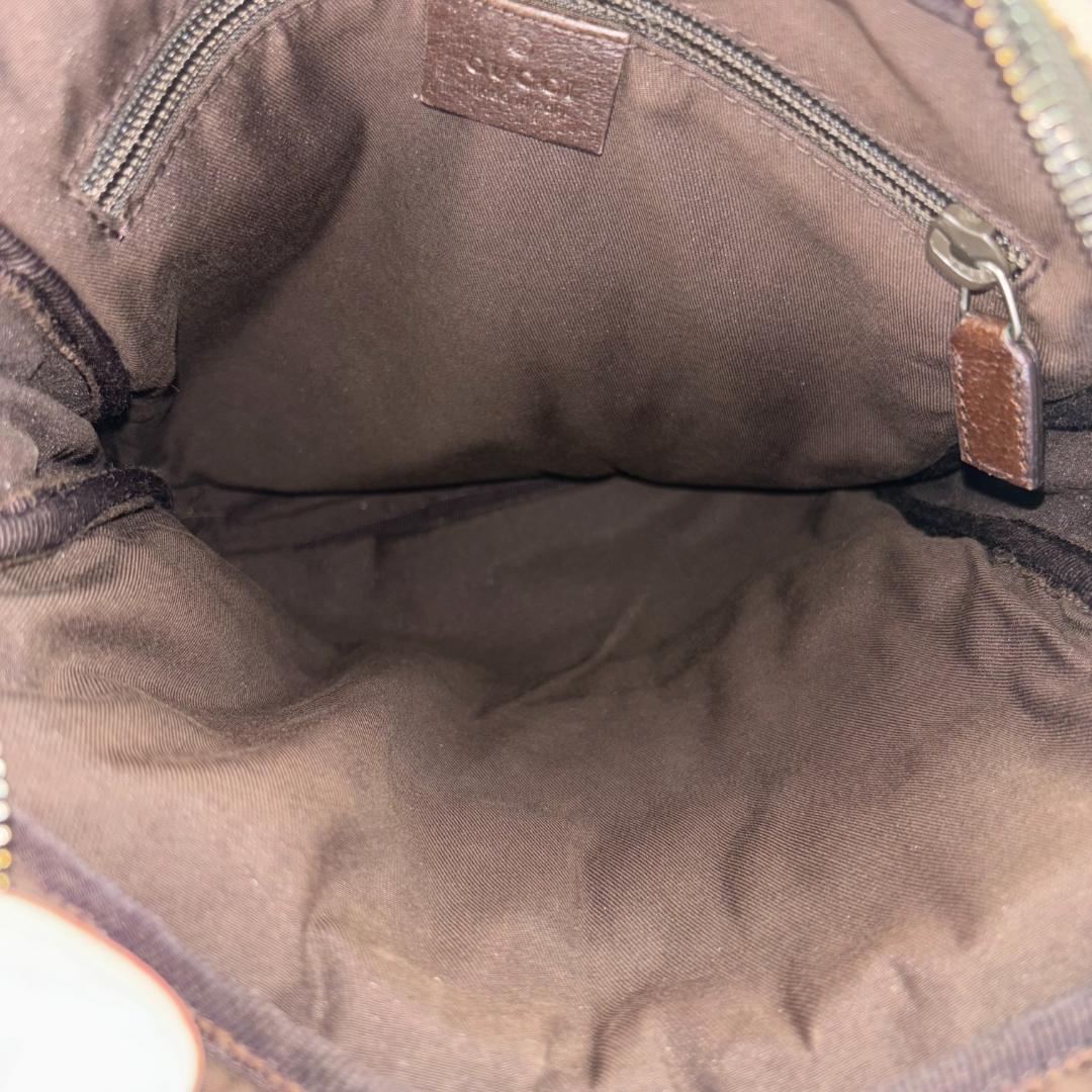 GUCCI GGキャンバス ショルダーバッグ