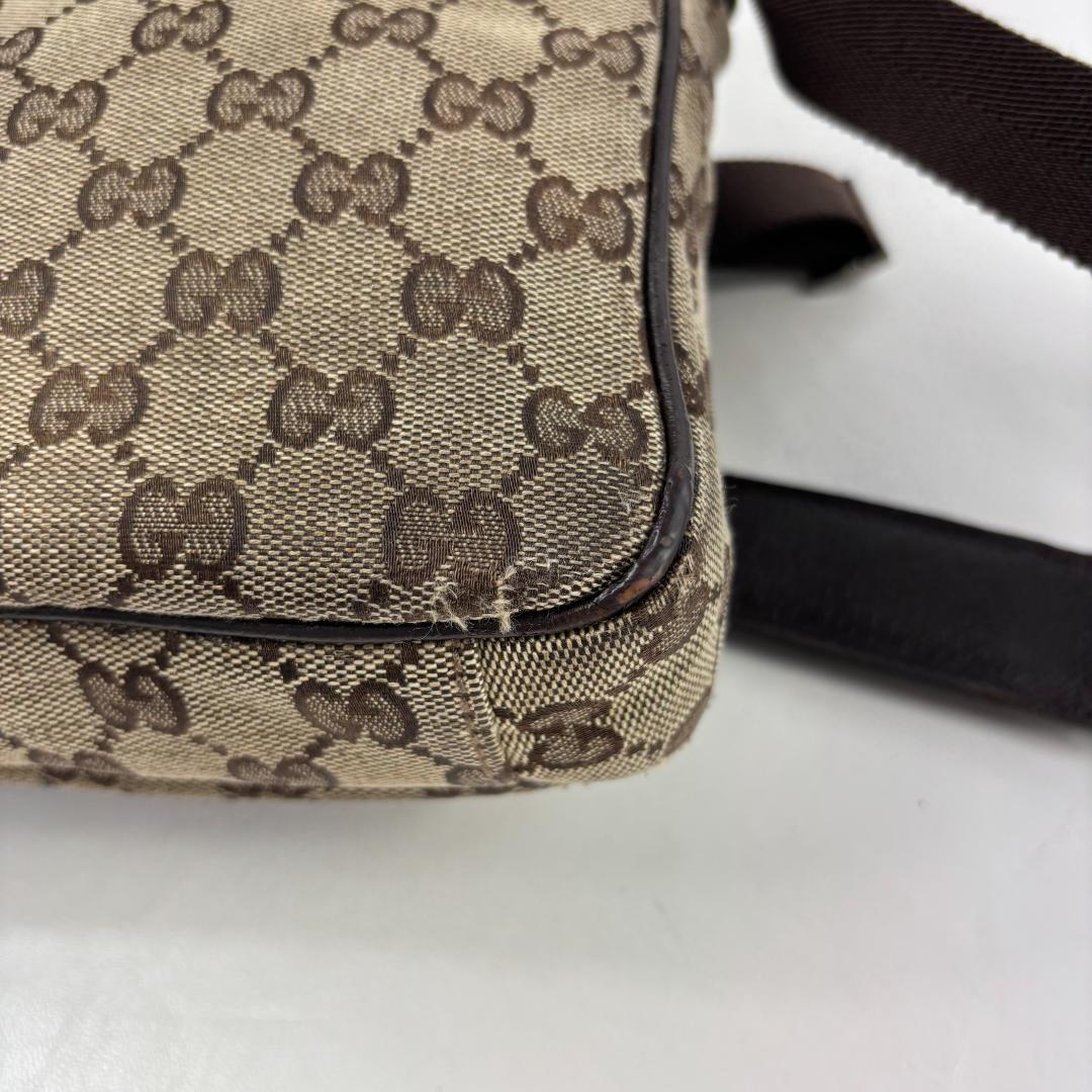 GUCCI GGキャンバス ショルダーバッグ