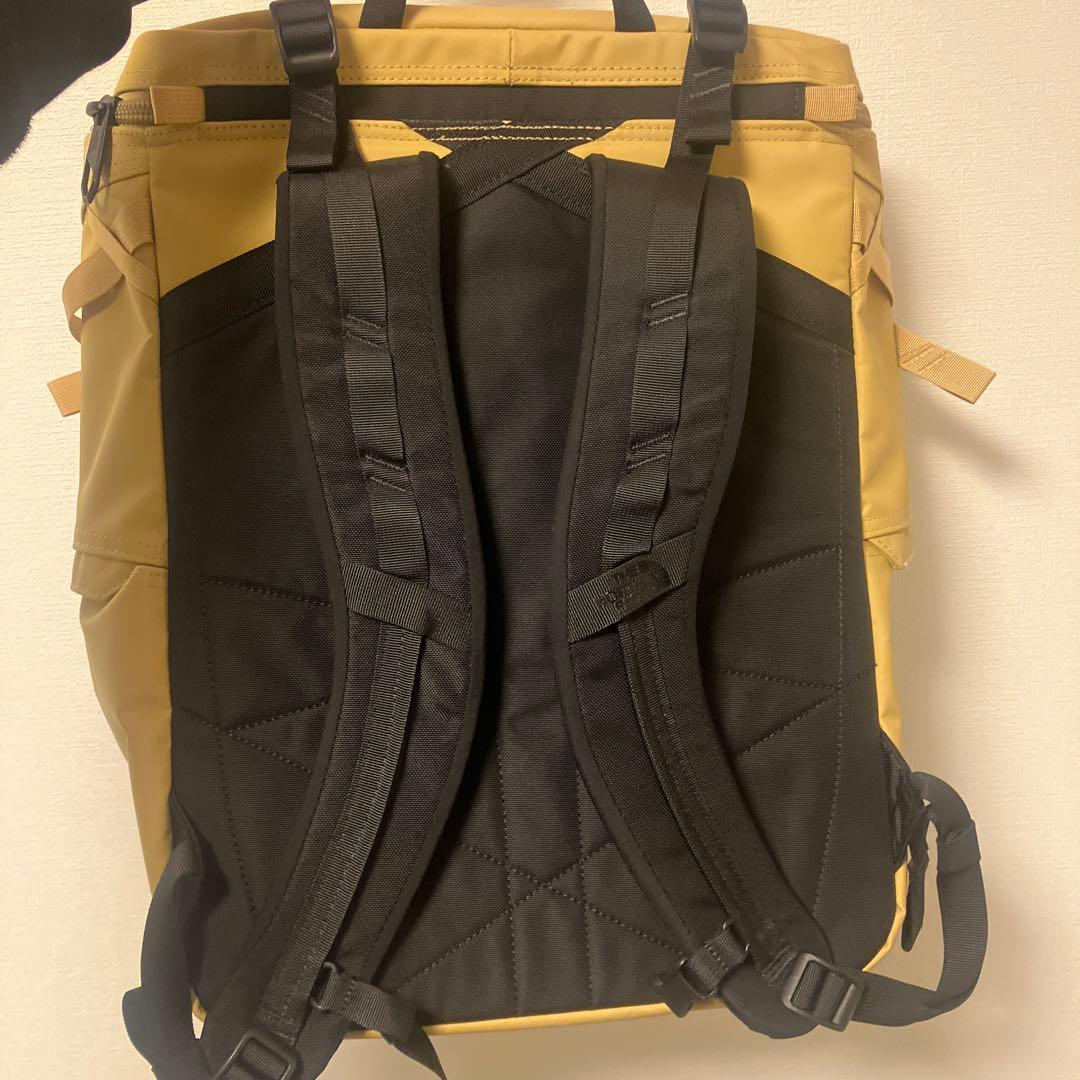 ノースフェイス 新品 ヒューズボックスnm82150 30L アンテロープタン