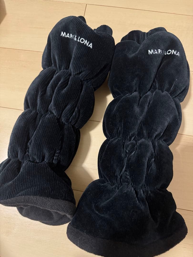 MARILONA コーデュロイ レディースウェア ブラック チャーム付き