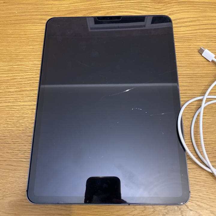 iPad Pro (第2世代)11インチ Liquid Retinaディスプレ…