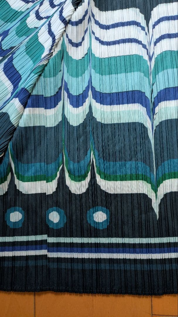 プロフ必読☆PLEATS PLEASE☆チュニック