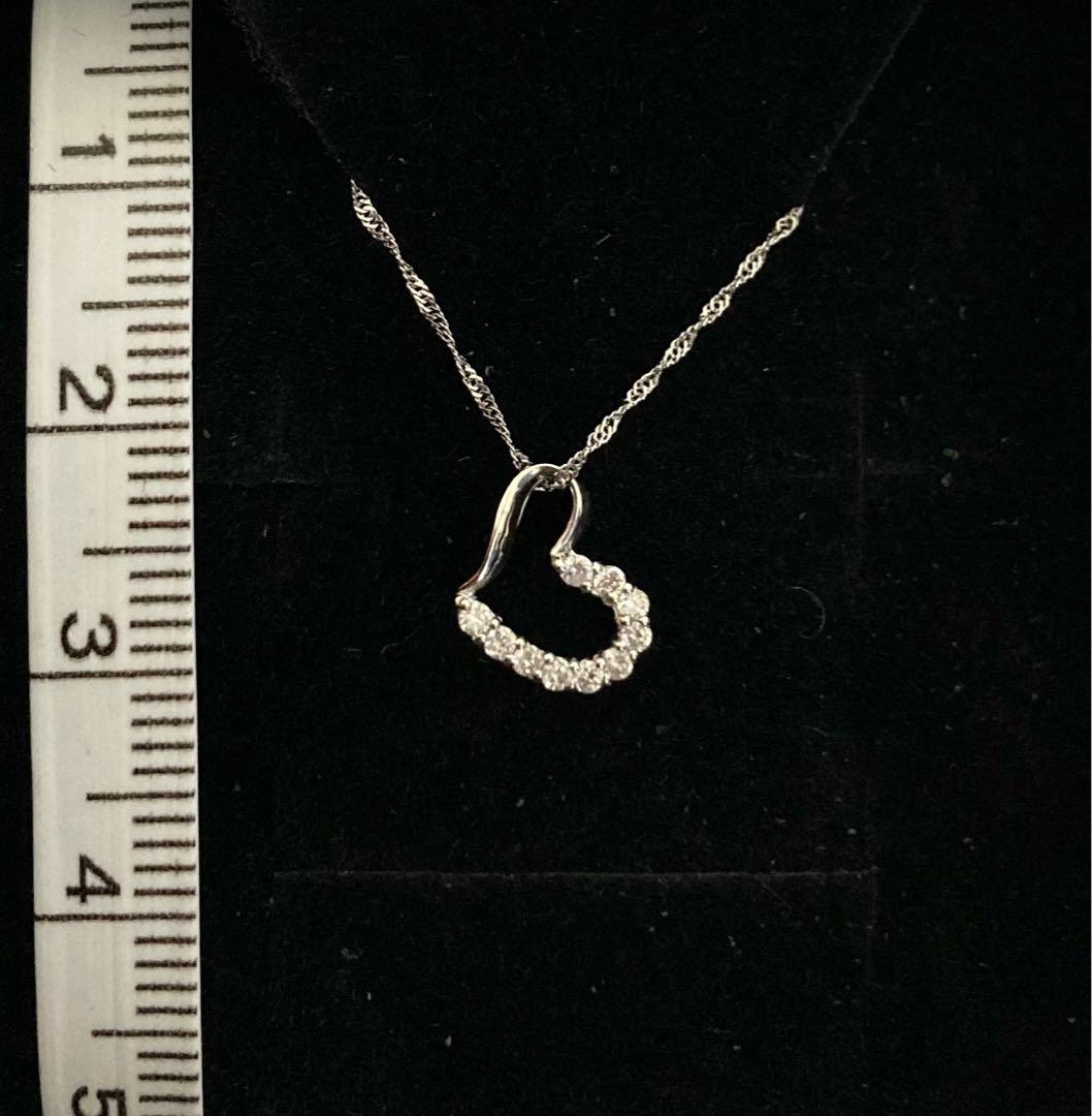 Pt900／Pt850 ダイヤモンドネックレス♡　10石 0.1ct
