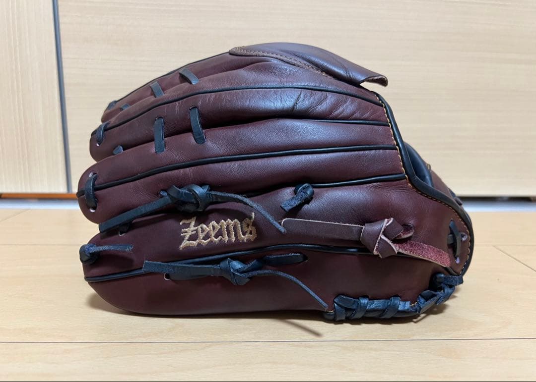 テ*ー様 ジームス　ピッチャー用グローブ　軟式用　グラブケース&おまけ付き！