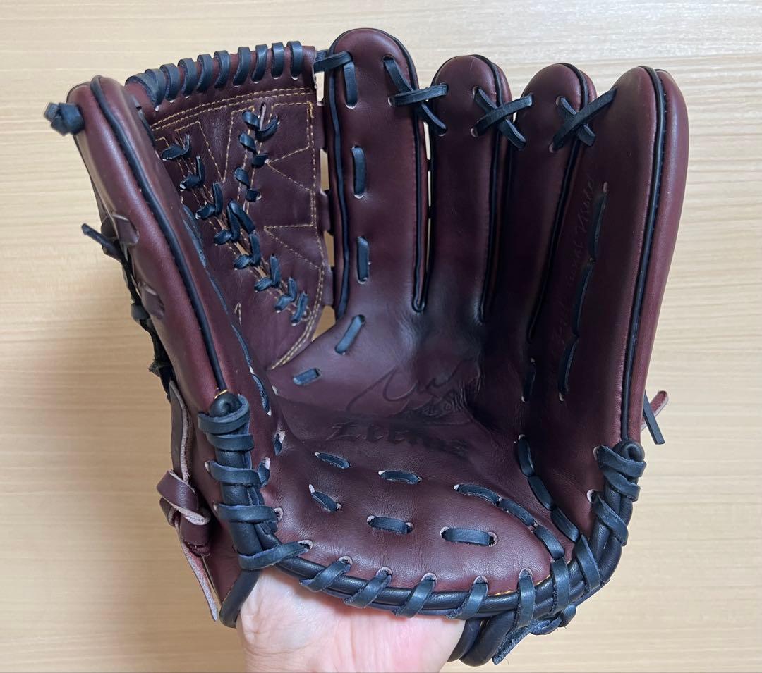 テ*ー様 ジームス　ピッチャー用グローブ　軟式用　グラブケース&おまけ付き！