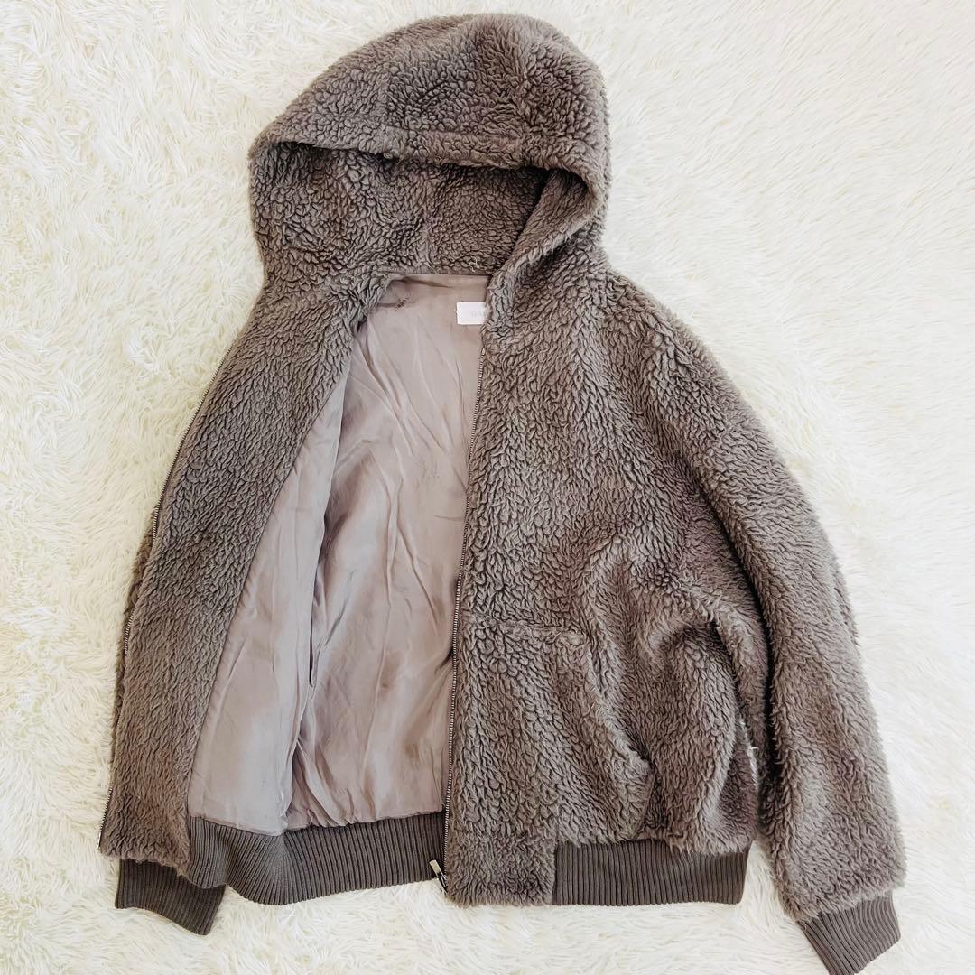 近年 ギャルリーヴィー シープボアフーデッドブルゾン ブラウン ウール100%