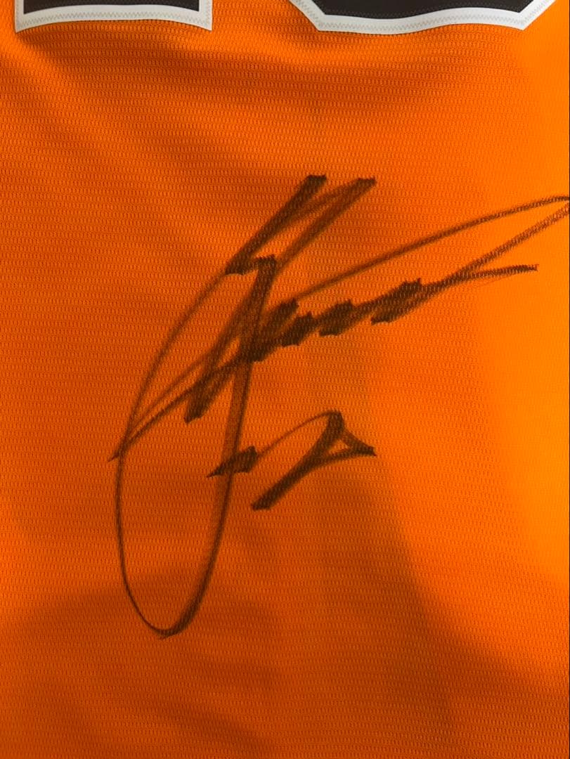 【最終お値下げ価格】読売ジャイアンツ　中田翔　選手　直筆サイン入りユニフォーム