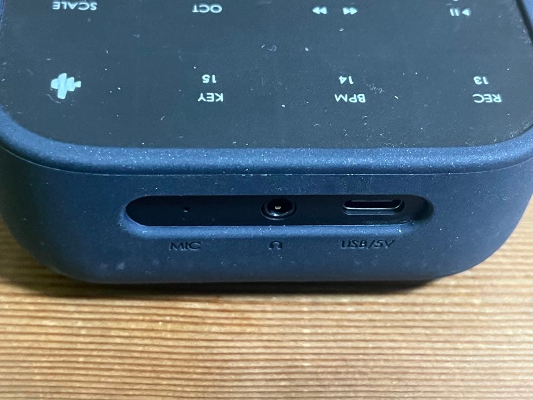 donner マイクロシンセサイザー　MEDO