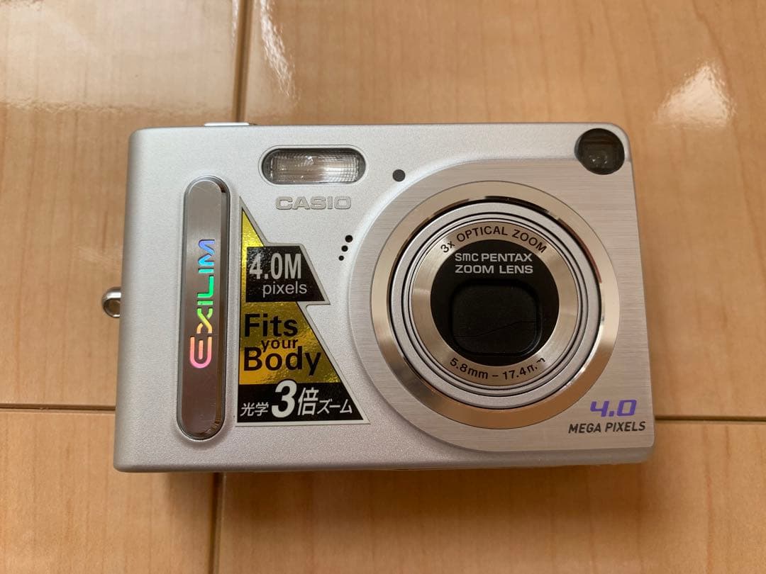 動作品　CASIO EXILIM ZOOM EX-Z4