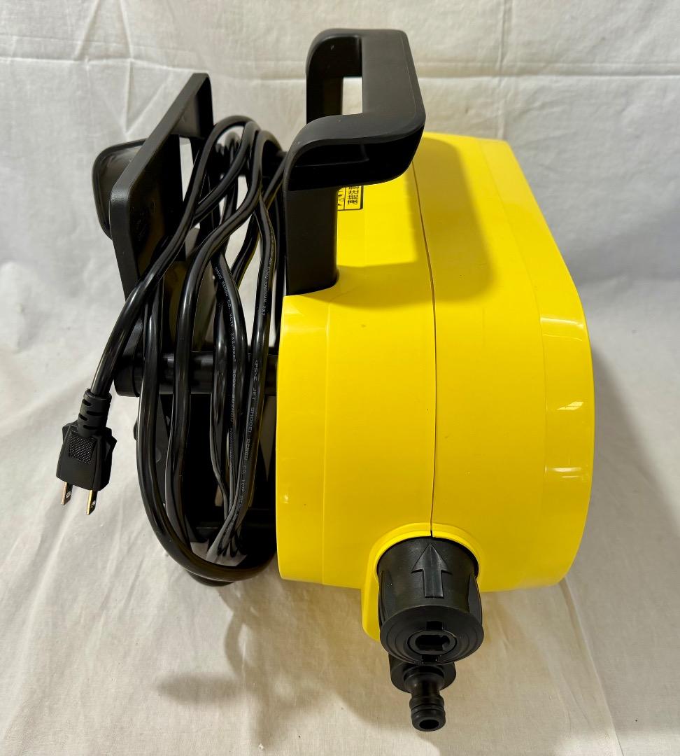 ②【美品】KARCHER　ケルヒャー 家庭用高圧洗浄機　JTK38　M2