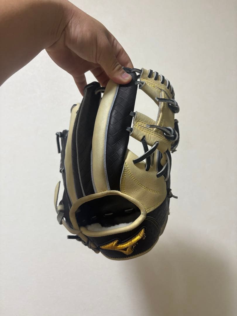 Mizuno 軟式グローブ 黒/クリーム