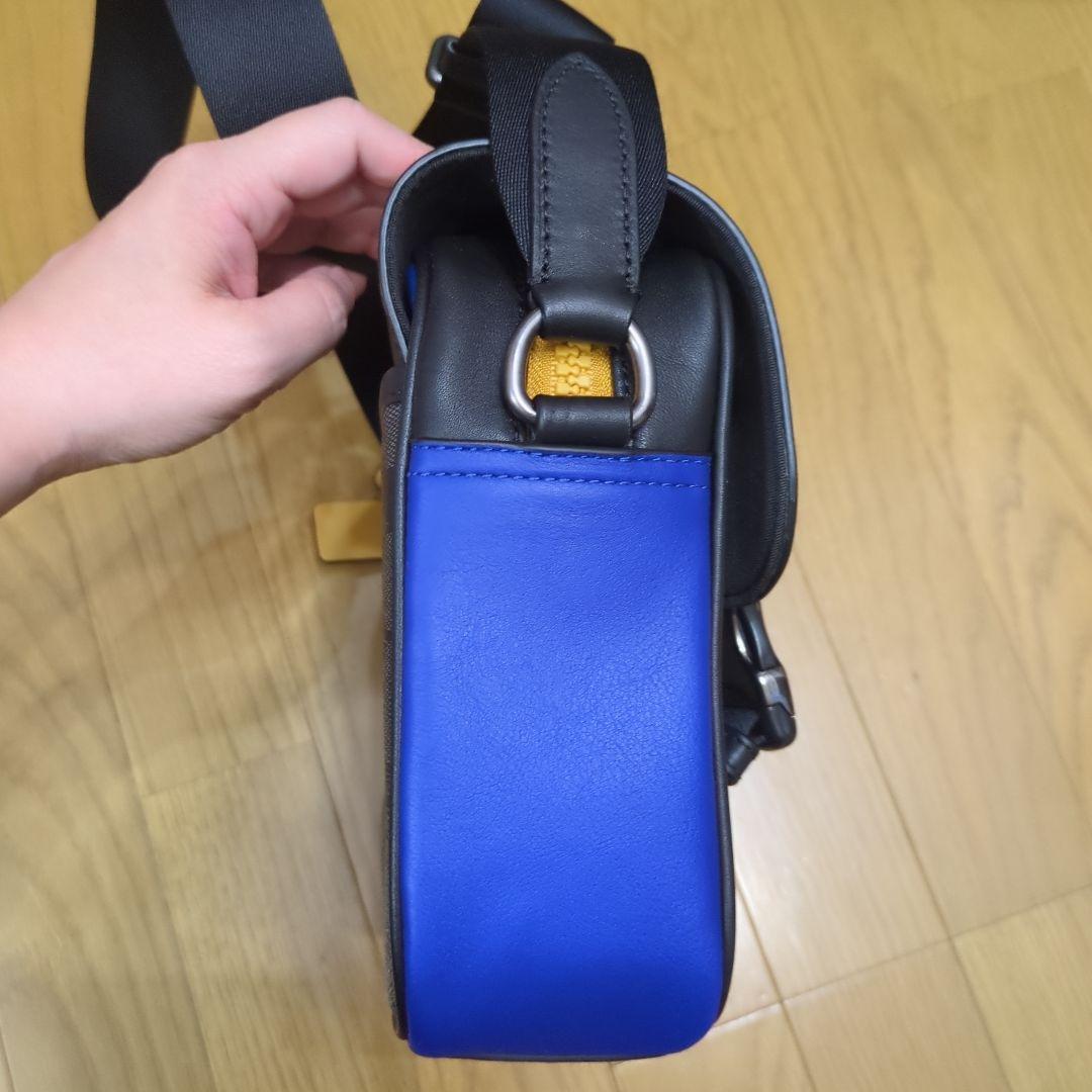 COACH ショルダーバッグ ブラック/ブルー　トラック クロスボディ