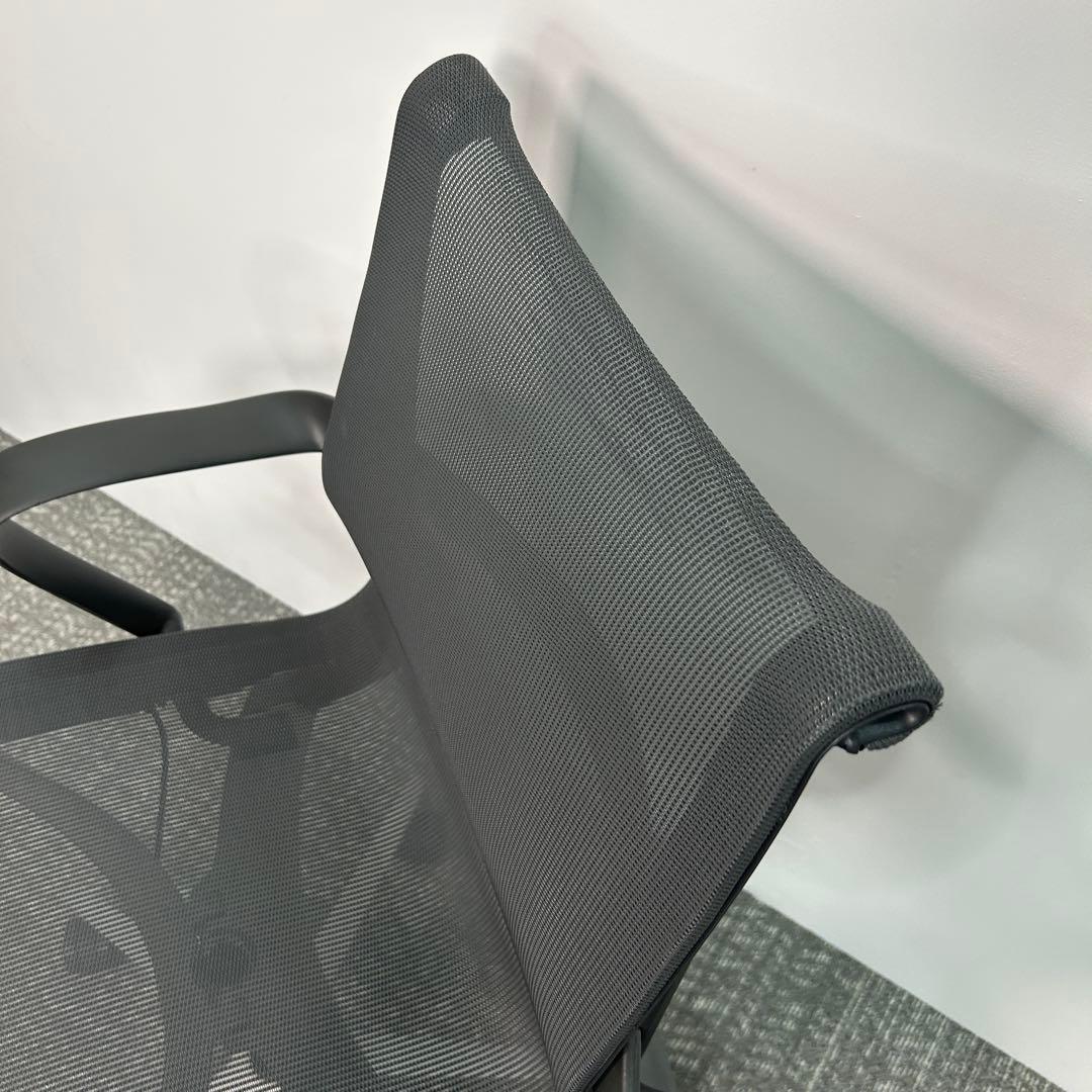 keni　Herman Miller.セトゥーチェア グレー系 メッシュ
