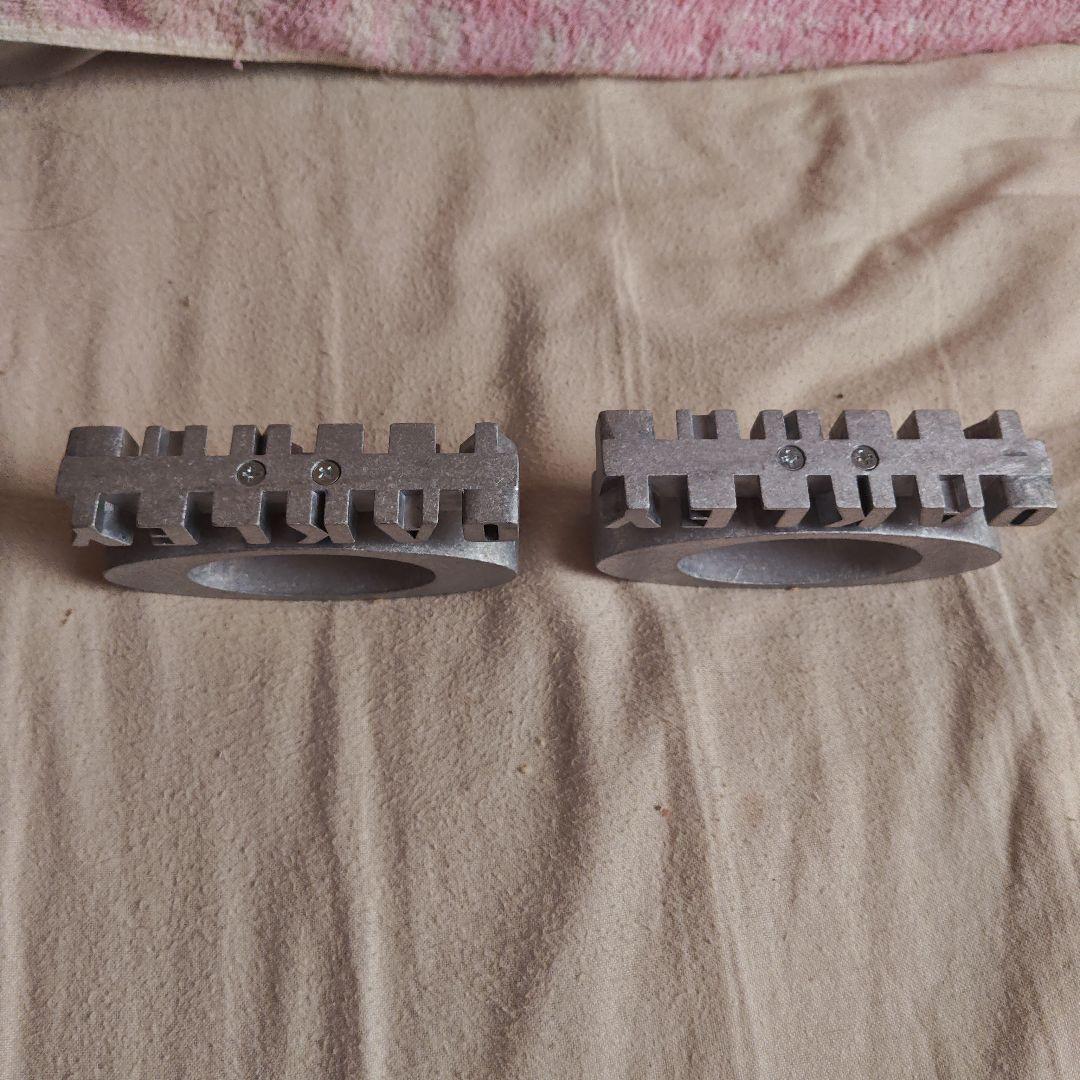 OAKLEY　アルミ　ディスプレイ　２個セット　非売品