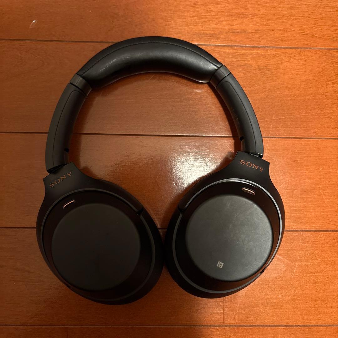 SONY ワイヤレスヘッドホン イヤホンWH-1000XM3ケース付き