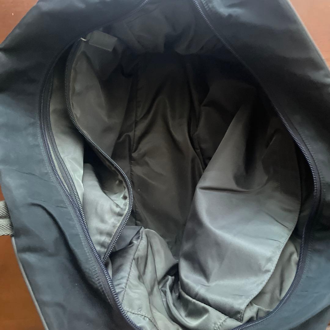 プラダスポーツ　ブラックナイロンバッグ