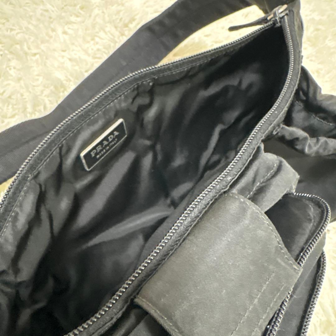 2/17〜20 出張の為、受取評価不可ナイロン　三角プレート