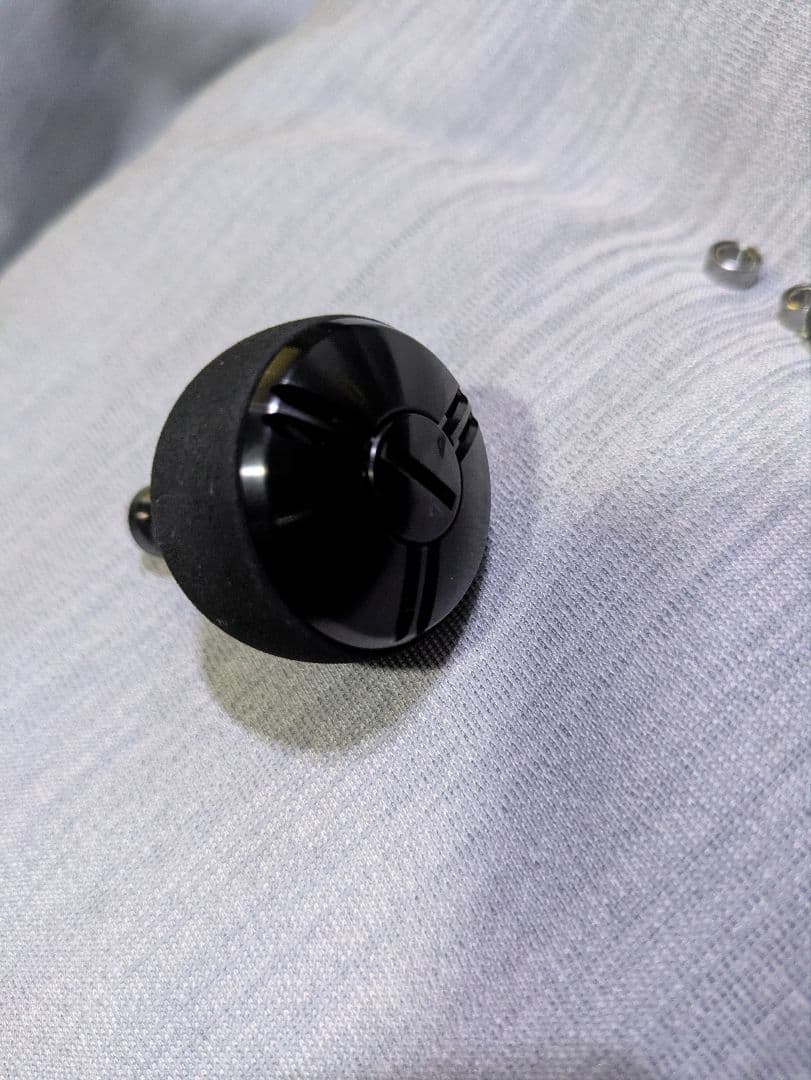 24ツインパワーC5000XGハンドルノブ