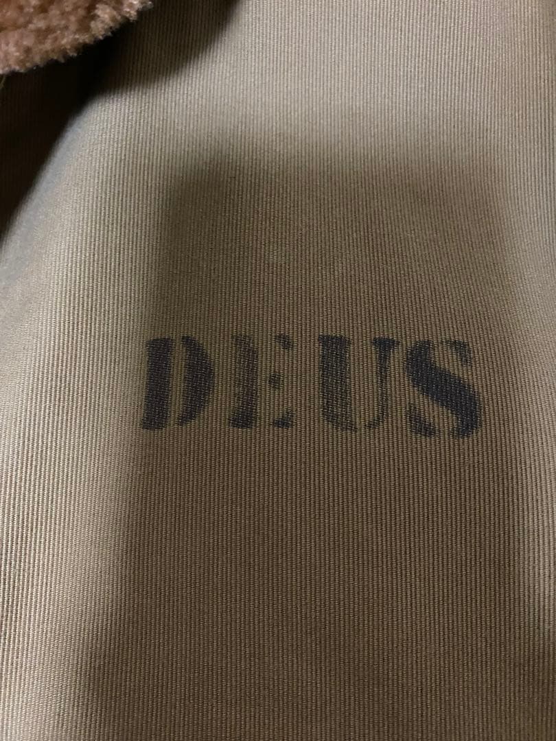 DEUS EX MACHINA ベージュミリタリージャケット