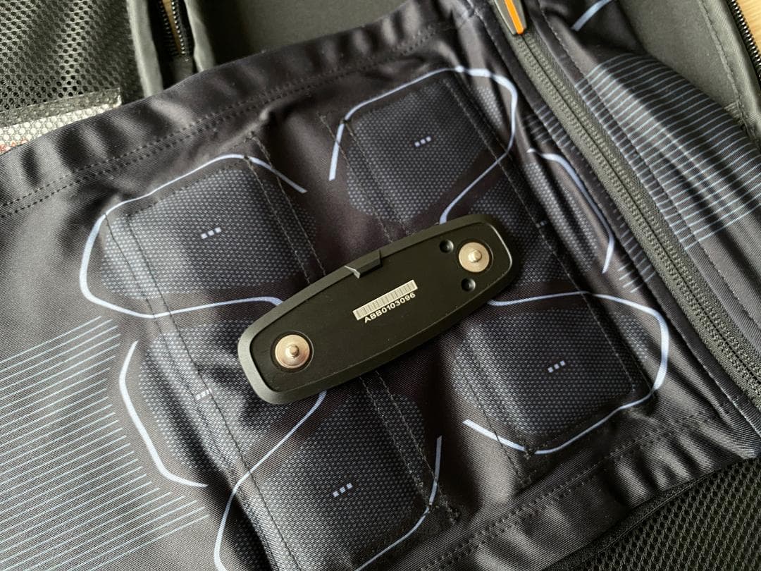 SIXPAD パワースーツ アブズ Mサイズ 専用コントローラー セット