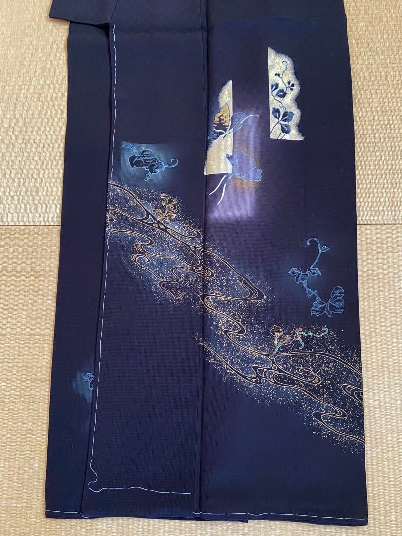 【未使用】黒紫色　金彩　蝶や花　蔦模様　訪問着（袷）フルセット