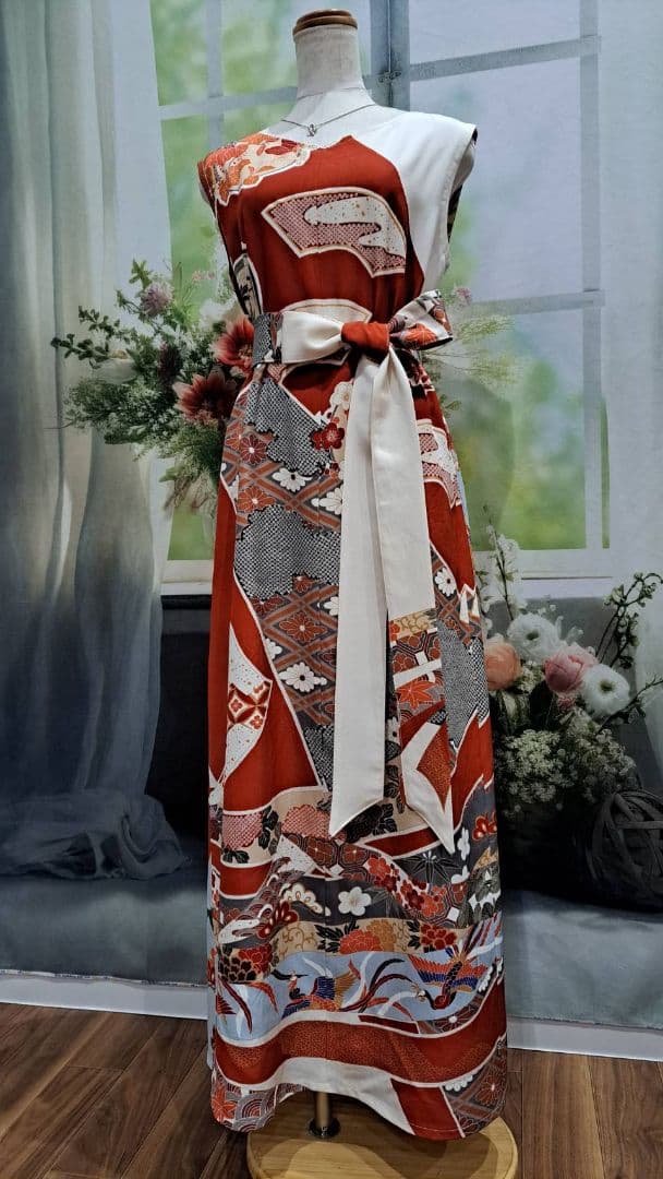 着物リメイク　ワンピース　ドレス　振袖　正絹　前後リバーシブル　ハンドメイド