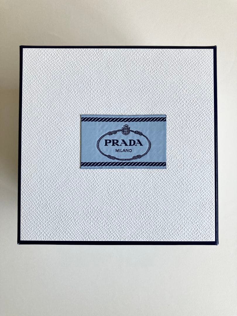 未使用 PRADA ポーセリン アクセサリー ジュエリー ケース 陶器