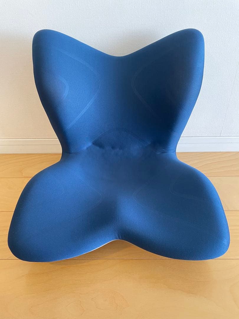 MTG Style Premium 姿勢矯正チェア ネイビー