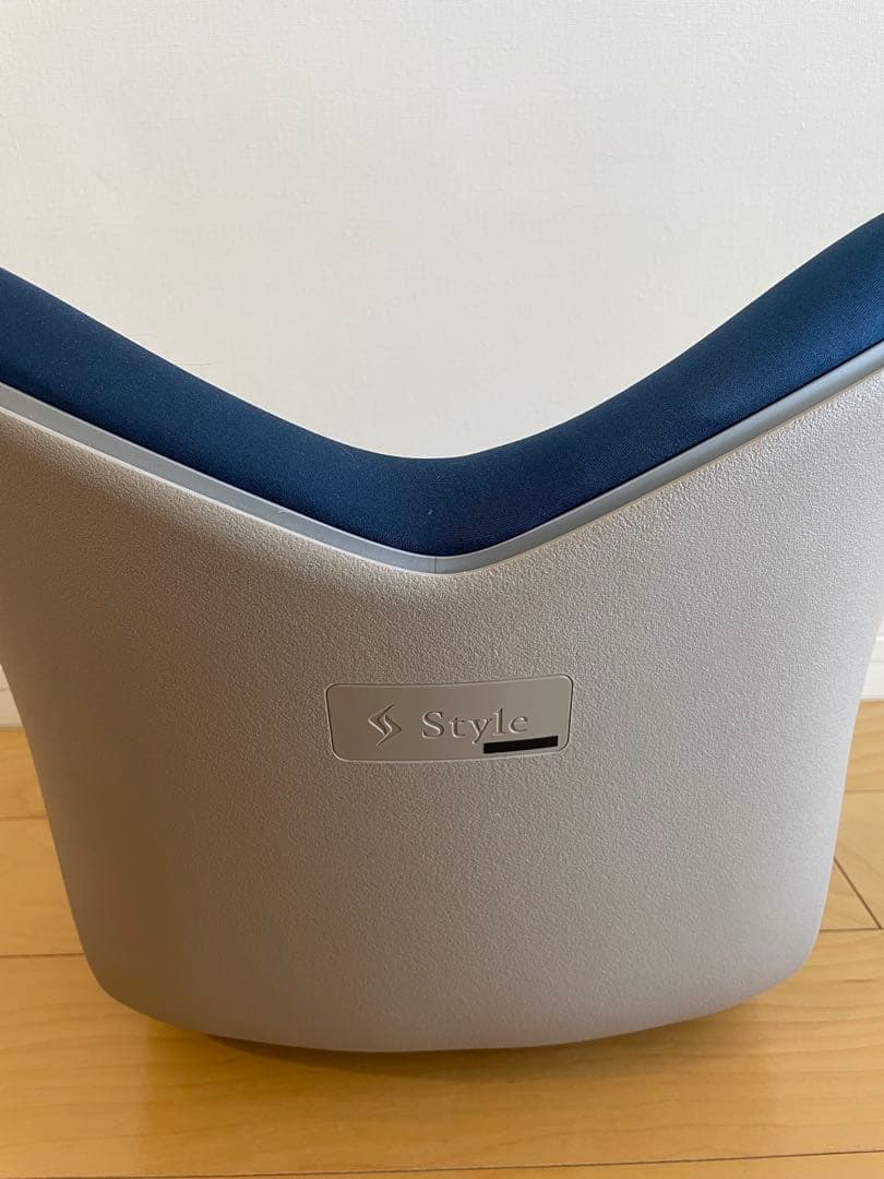 MTG Style Premium 姿勢矯正チェア ネイビー