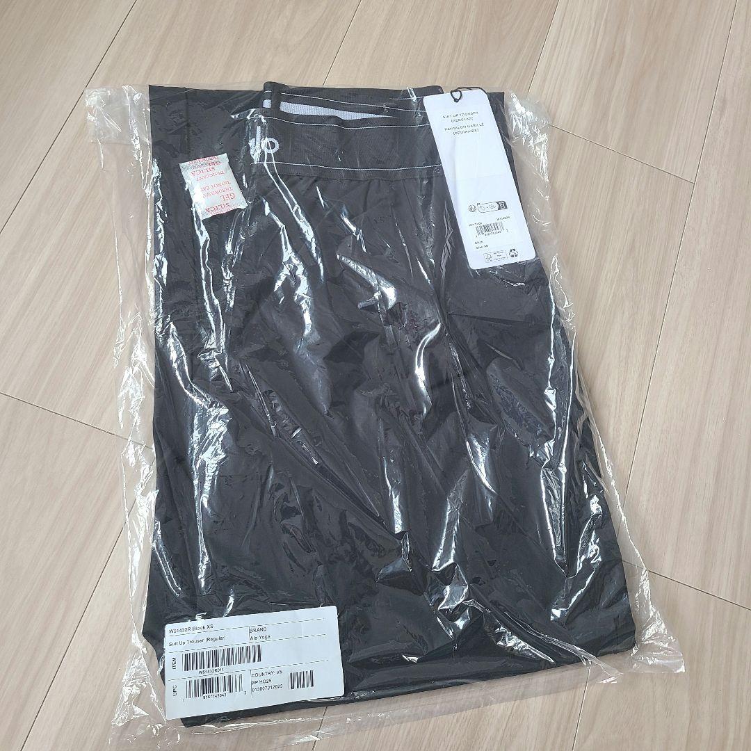 【新品未使用タグ付き】Alo Suit Up トラウザーレギュラー丈ブラックXS